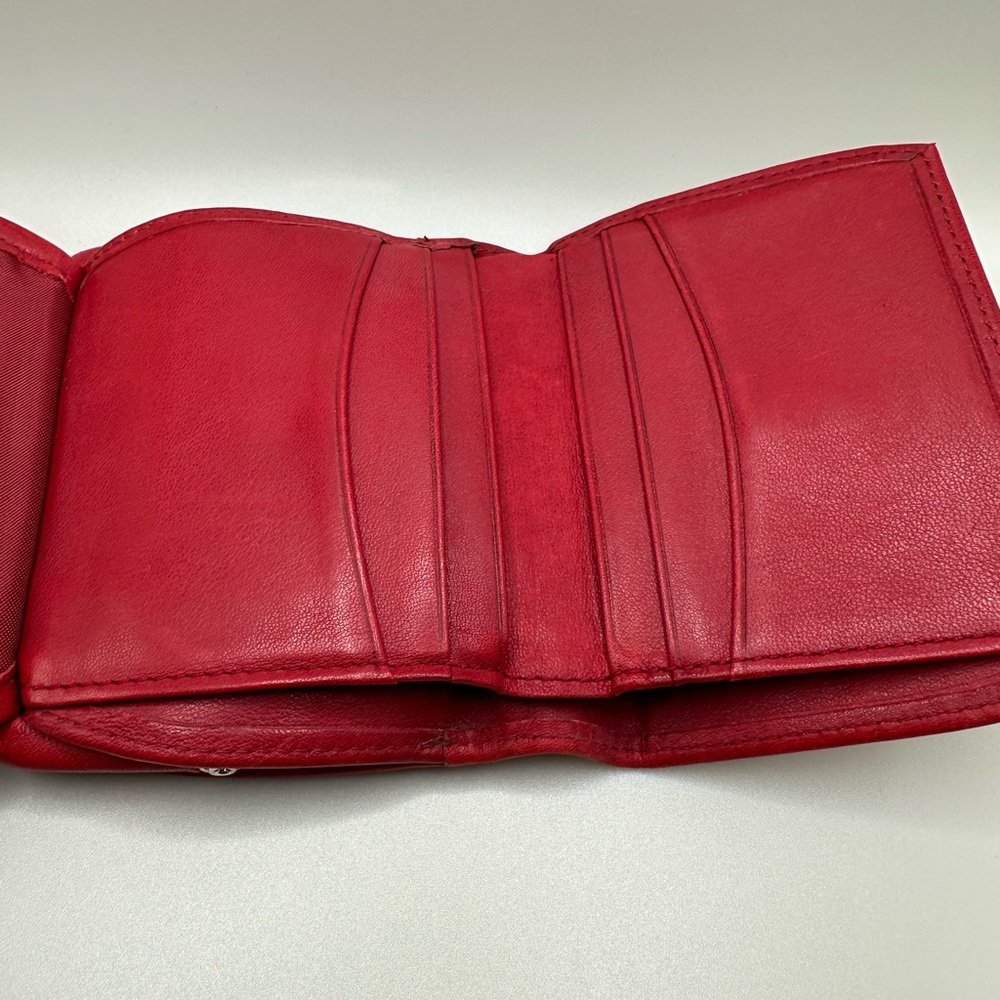 Fossil Red Wallet - Picture 3 of 3